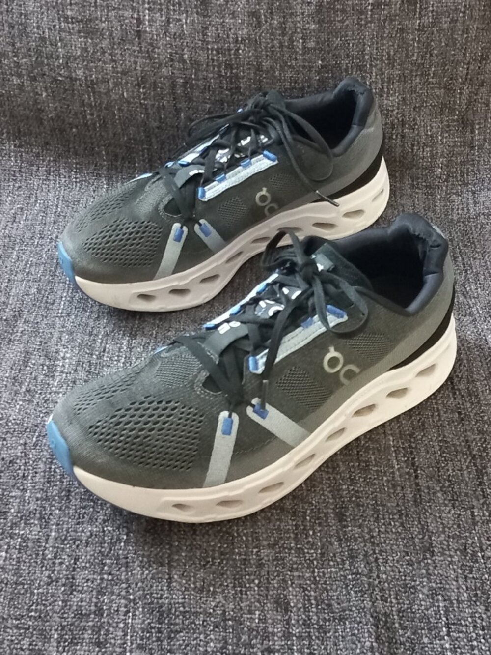 ON CLOUD Cloudtec phase Helion dark Grey running shoes